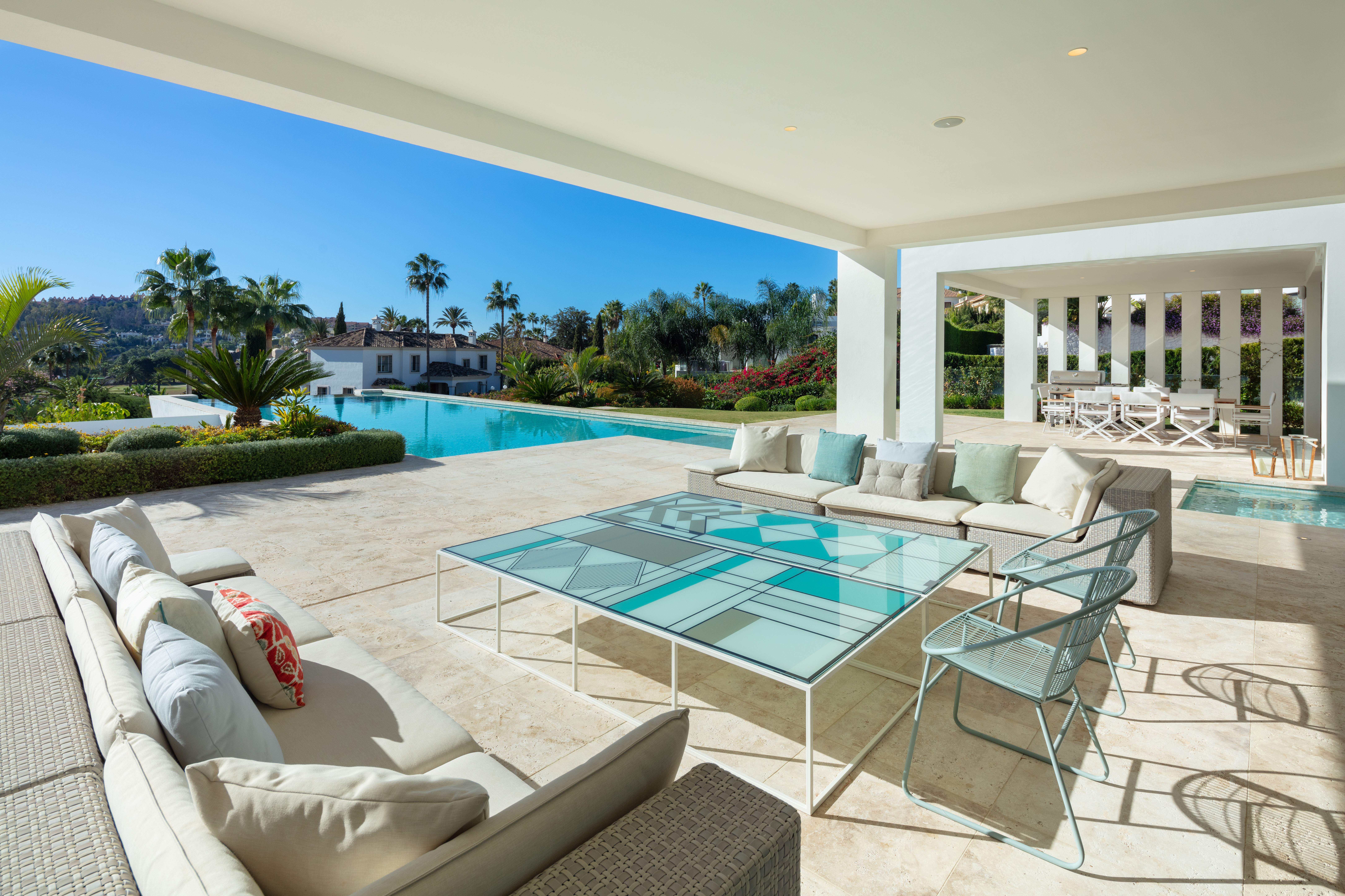 Villa Aurora