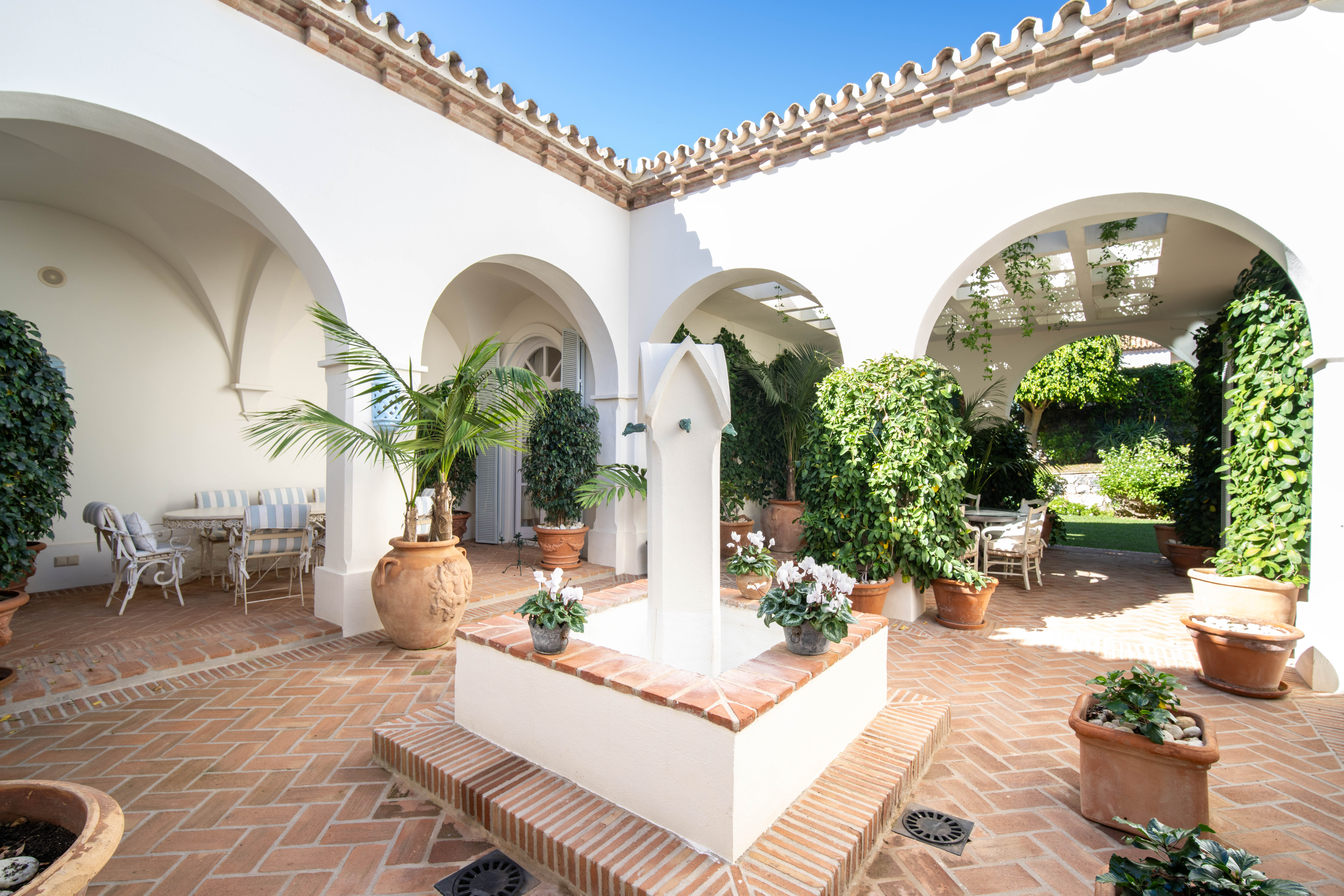 Casa Blanca