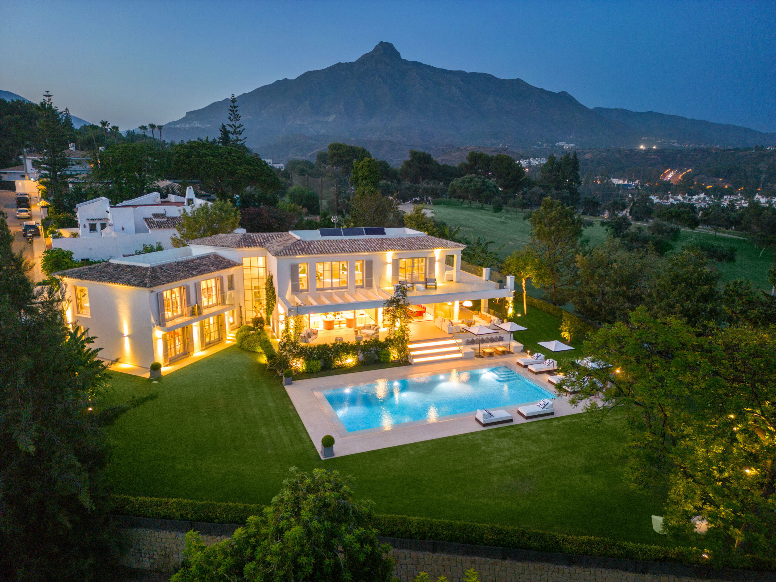 Villa Aura