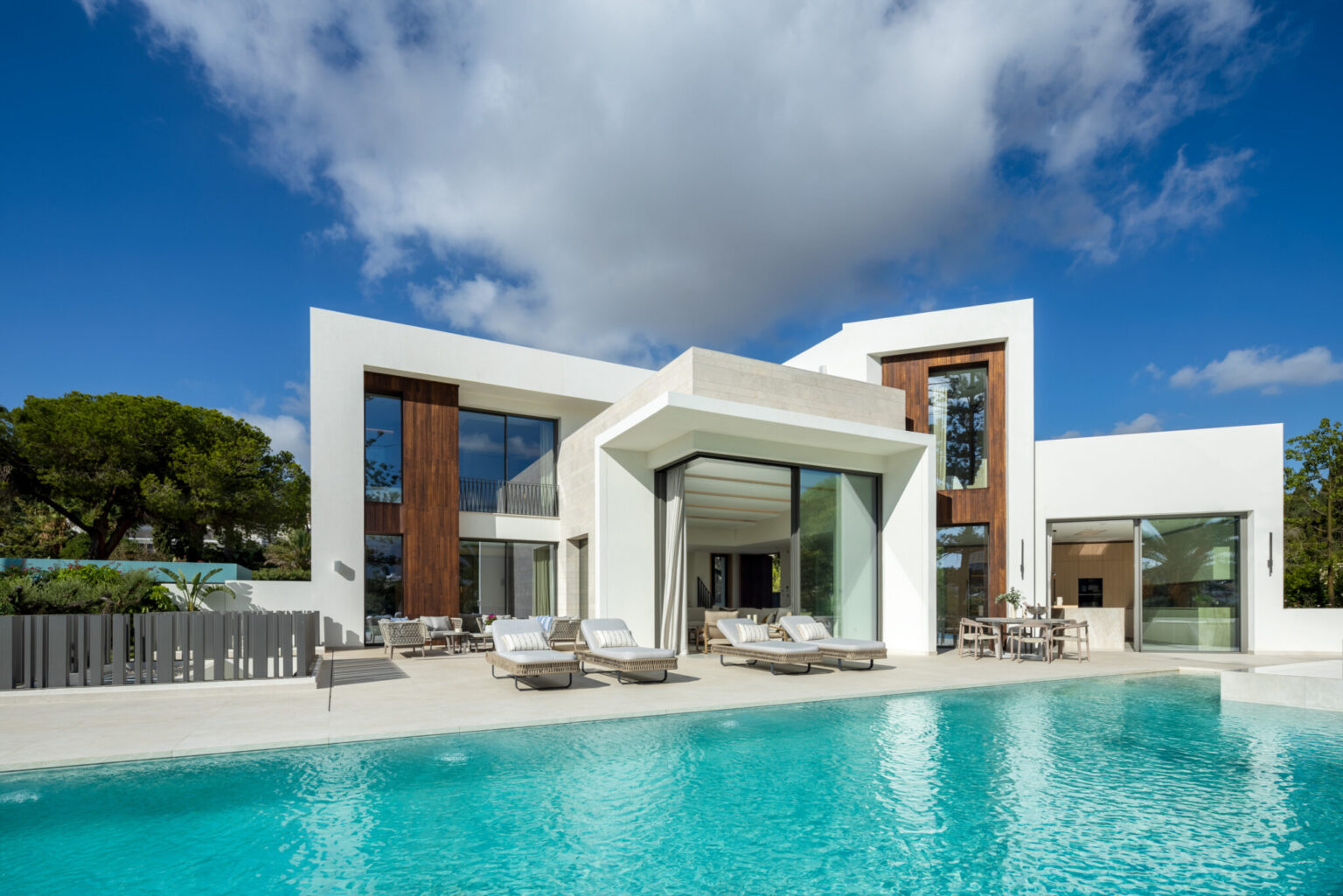 Villa Elara